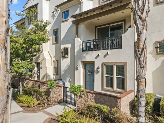 163 Royal Way, Upland, CA 91786